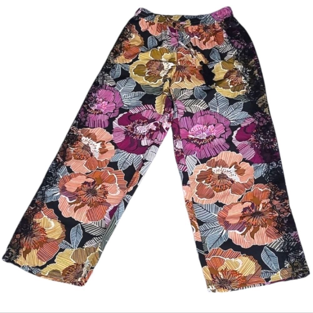 Ronnie Salloway Floral Pant with Lace Design Size Small